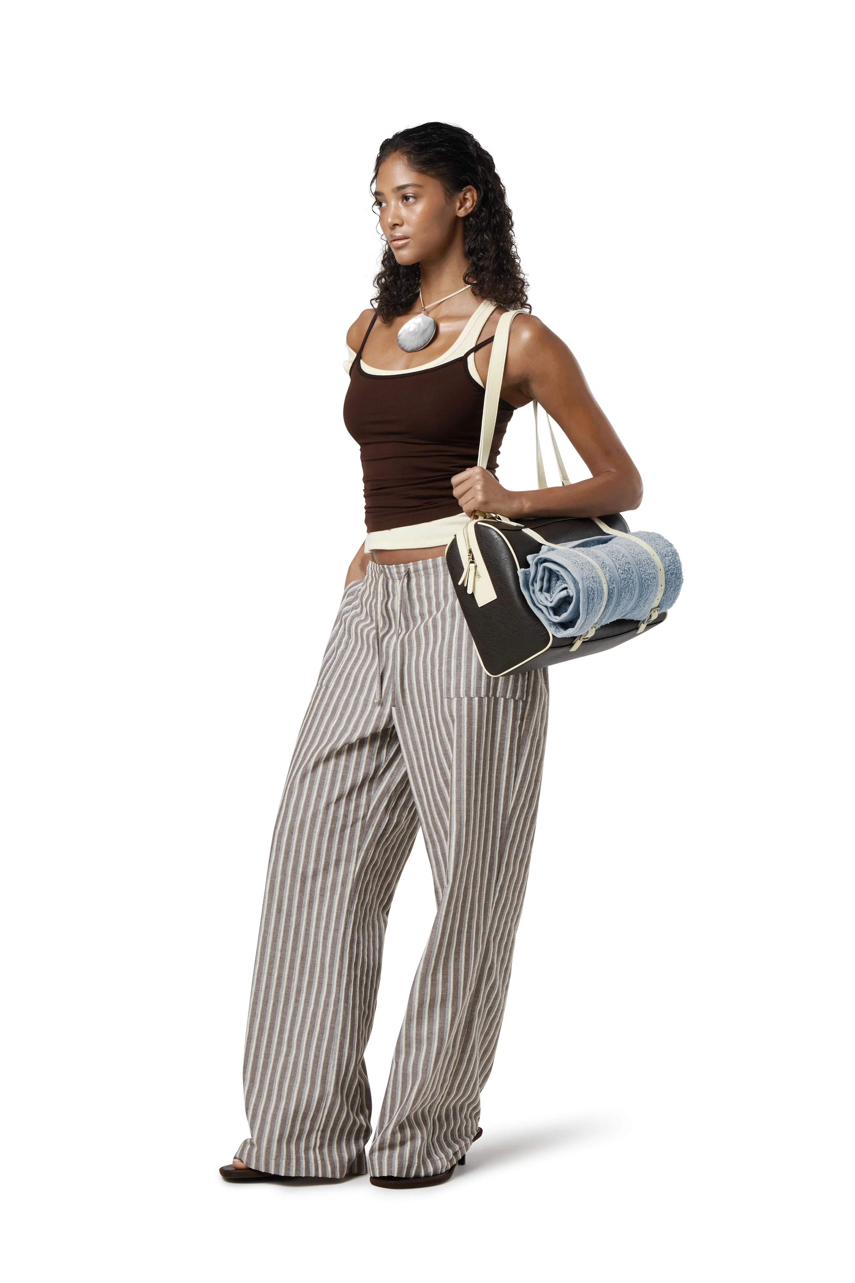 Blanket Shoulder Carryall - Image 4